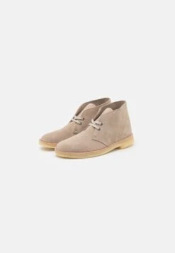 Clarks Originals DESERT BOOT - Sportlicher Schnürer - Sand -Kleidung Rabatte Geschäft 04e0baa819d1412aa408d6aca85cf032