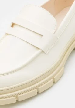 YOURTURN Slipper - White 11 YOURTURN Slipper - White -Kleidung Rabatte Geschäft 0f9efad57a7c4f4a92a95083573a0d93