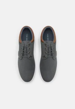 Pier One UNISEX - Sneaker Low - Grey -Kleidung Rabatte Geschäft 300f1aa95a2a4579b4a07e57470c9afc