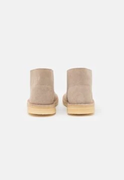 Clarks Originals DESERT BOOT - Sportlicher Schnürer - Sand -Kleidung Rabatte Geschäft 5a1db507d740431f986e2057343b3d50