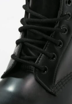 Dr. Martens 1460 - Schnürstiefelette - Mono Black 11 Dr. Martens 1460 - Schnürstiefelette - Mono Black -Kleidung Rabatte Geschäft 717cde48b8a04c1689fe49dbc93ea582