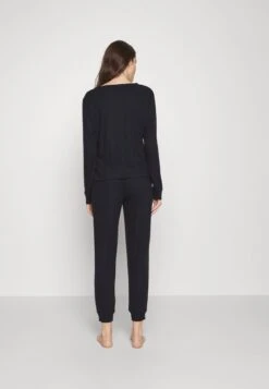 Anna Field Pyjama - Black 8 Anna Field Pyjama - Black -Kleidung Rabatte Geschäft 71c35230fad24abe82ec3278ccc6f57b