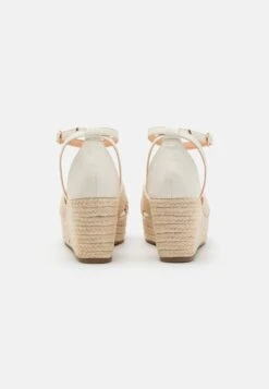 Plateausandalette - Beige 9 Plateausandalette - Beige -Kleidung Rabatte Geschäft 75a44eba836e47e4900e3bb3ae8012ae