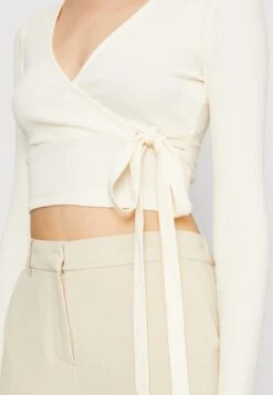 Even&Odd Langarmshirt - Off-white 11 Even&Odd Langarmshirt - Off-white -Kleidung Rabatte Geschäft 904a133e812a4134954b3c10612846b3