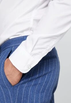 Pier One 2 PACK - Businesshemd - White 11 Pier One 2 PACK - Businesshemd - White -Kleidung Rabatte Geschäft aac9d6ccd1dd4835ae790e1e3552ae2c