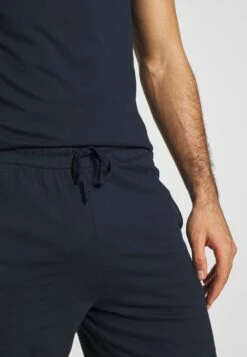 Pier One Nachtwäsche Set - Dark Blue 10 Pier One Nachtwäsche Set - Dark Blue -Kleidung Rabatte Geschäft abffe87bb0f94982aafc8dc6394659d1