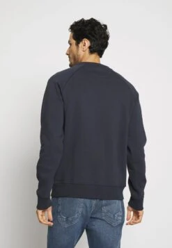 Pier One 2 PACK - Sweatshirt - Dark Blue/bordeaux -Kleidung Rabatte Geschäft bb12a7ee10bc496f8191f4606422a053
