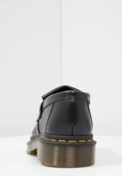 Dr. Martens ADRIAN - Slipper - Black -Kleidung Rabatte Geschäft c6201d3e334a45fcaefc08d3161f5439