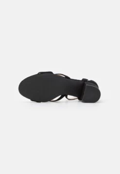 LEATHER WIDE FIT - Riemensandalette - Black 10 LEATHER WIDE FIT - Riemensandalette - Black -Kleidung Rabatte Geschäft d01fa3b7e2db44428a41d41757549389