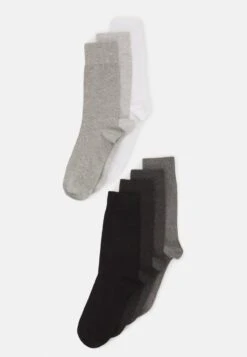 Pier One 7 PACK - Socken - Black/grey -Kleidung Rabatte Geschäft d26452127fa344779c511cf269397153 1