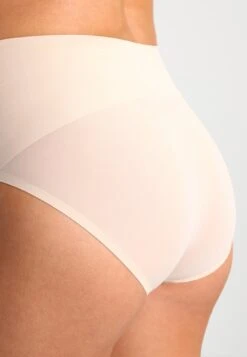 Spanx UNDIETECTABLE BRIEF - Shapewear - Haut 9 Spanx UNDIETECTABLE BRIEF - Shapewear - Haut -Kleidung Rabatte Geschäft d793aec8efb14b79812048a58470ce0d