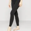 Spanx SEAMLESS ECOCARE - Leggings - Strümpfe - Very Black
