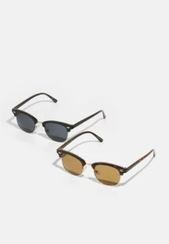 Pier One 2 PACK - Sonnenbrille - Brown/black -Kleidung Rabatte Geschäft fc843ea18b9a49fb93975930696106b8 1